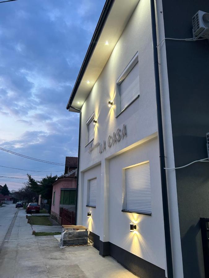 La Casa Apartments Jagodina Εξωτερικό φωτογραφία