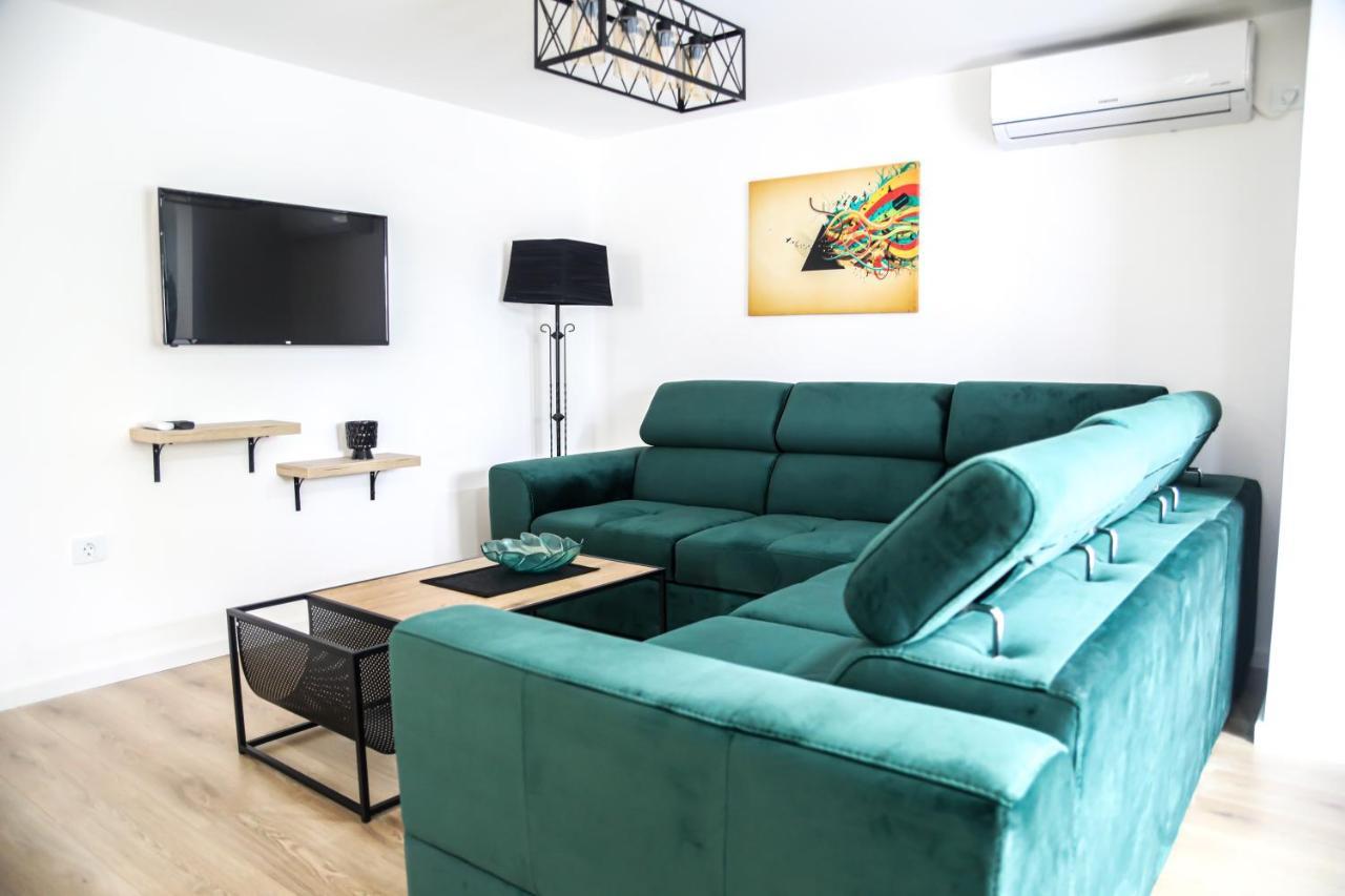 La Casa Apartments Jagodina Εξωτερικό φωτογραφία
