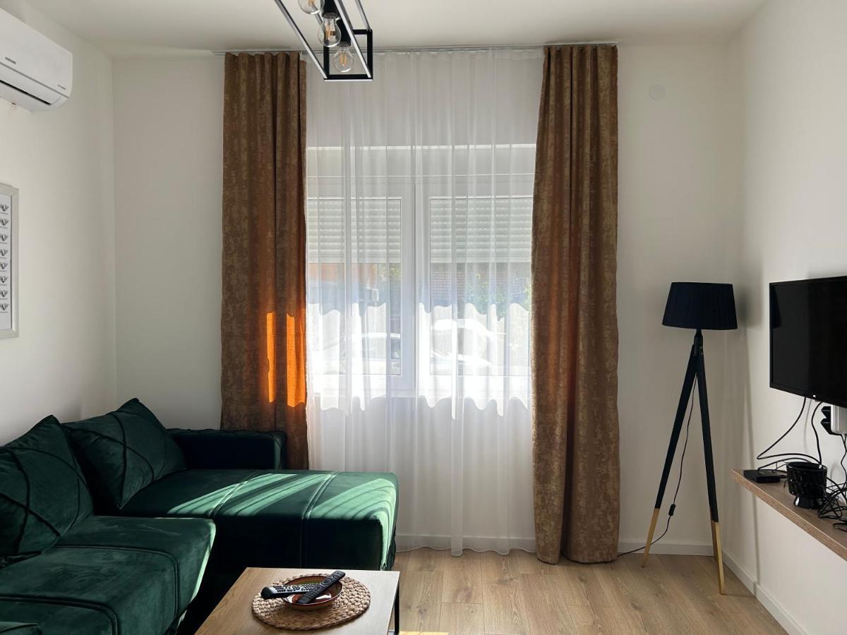 La Casa Apartments Jagodina Εξωτερικό φωτογραφία
